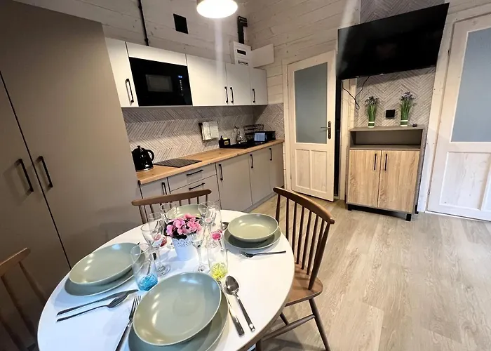 - Sosnowy Domek letniskowy