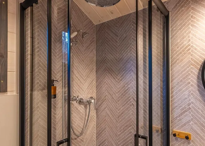 - Sosnowy Domek letniskowy